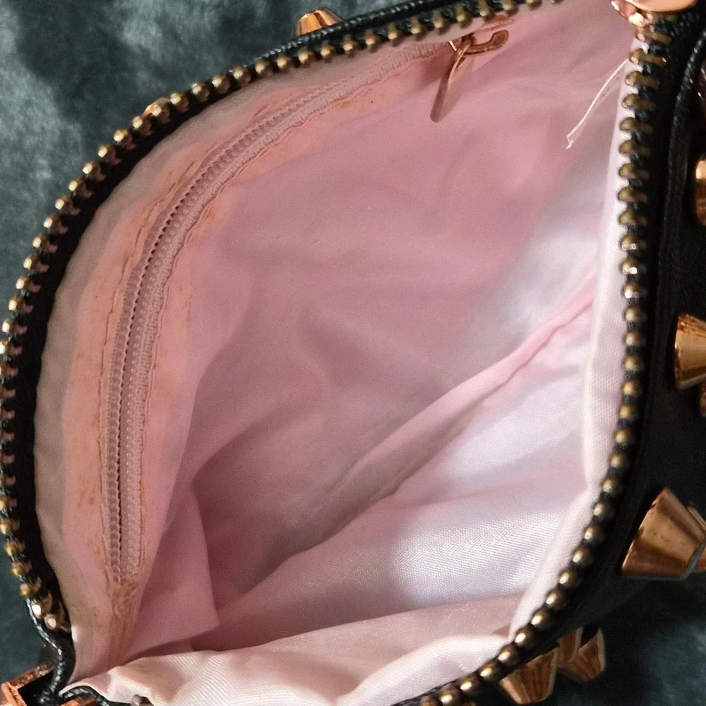 Rampage wristlet clutch